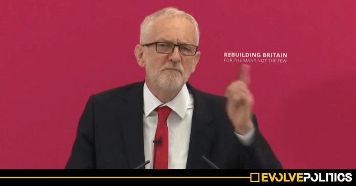 WATCH: Jeremy Corbyn gets standing ovation after slamming media bias in passionate response to Sky journalist [VIDEO]